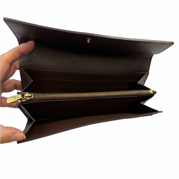 Louis Vuitton Damier Ebene Wallet - Picture 7 of 13